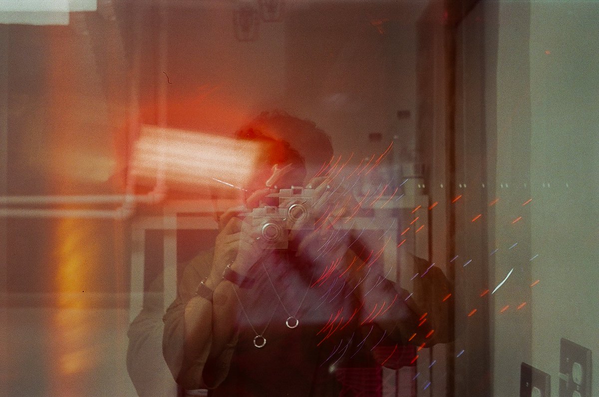 sejigaerlan's tweet photo. Blurry vibey photos taken with a Kodak Pony 135 https://t.co/md8rPB81RC