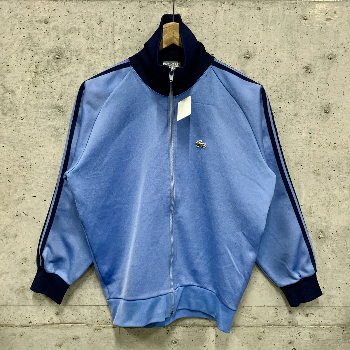 GASLAMPSQUARE_2's tweet image. ⚽️#trackjacket #トラックジャケット #vintagejersey ⚽️
ここ数ヶ月の当店を知る方にはお馴染みかもしれませんが、
トラックジャケットの仕入れに力を入れております☝︎
毎週新商品が出ております✴︎
オススメをピックアップ◎
. 
#gaslampsquare下北沢店
#ガスランプスクエア下北沢店