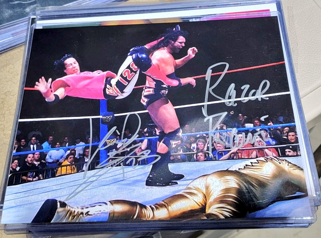 unde_taker's tweet image. I love how he always got the razor too #the123kid #seanwaltman #xpac #syxx