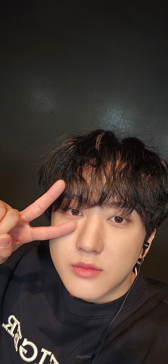 StayC1ose's tweet photo. 231126 Changbin IG + 🫧 Updates
Wallpaper / 배경화면

#StrayKids #Changbin #스트레이키즈 #창빈 https://t.co/pXnIgdd3Rt