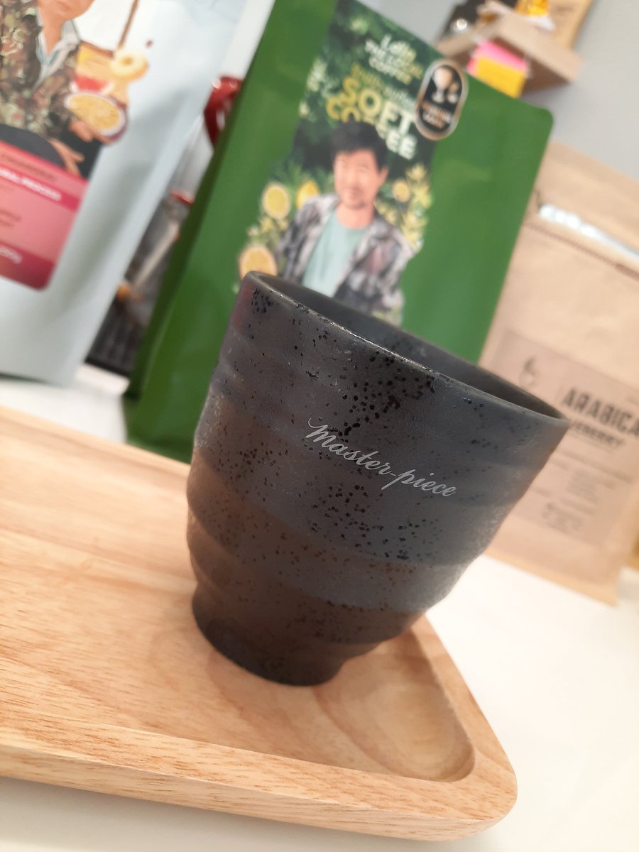 nnbb15363196's tweet photo. มาลอง ... อร่อย !!! 

โรบัสต้าจากดอยช้าง คือดีย์ ดื่มง่ายซะงั้น

#เชียงราย #BlockBooster https://t.co/6p1hsuXhEn