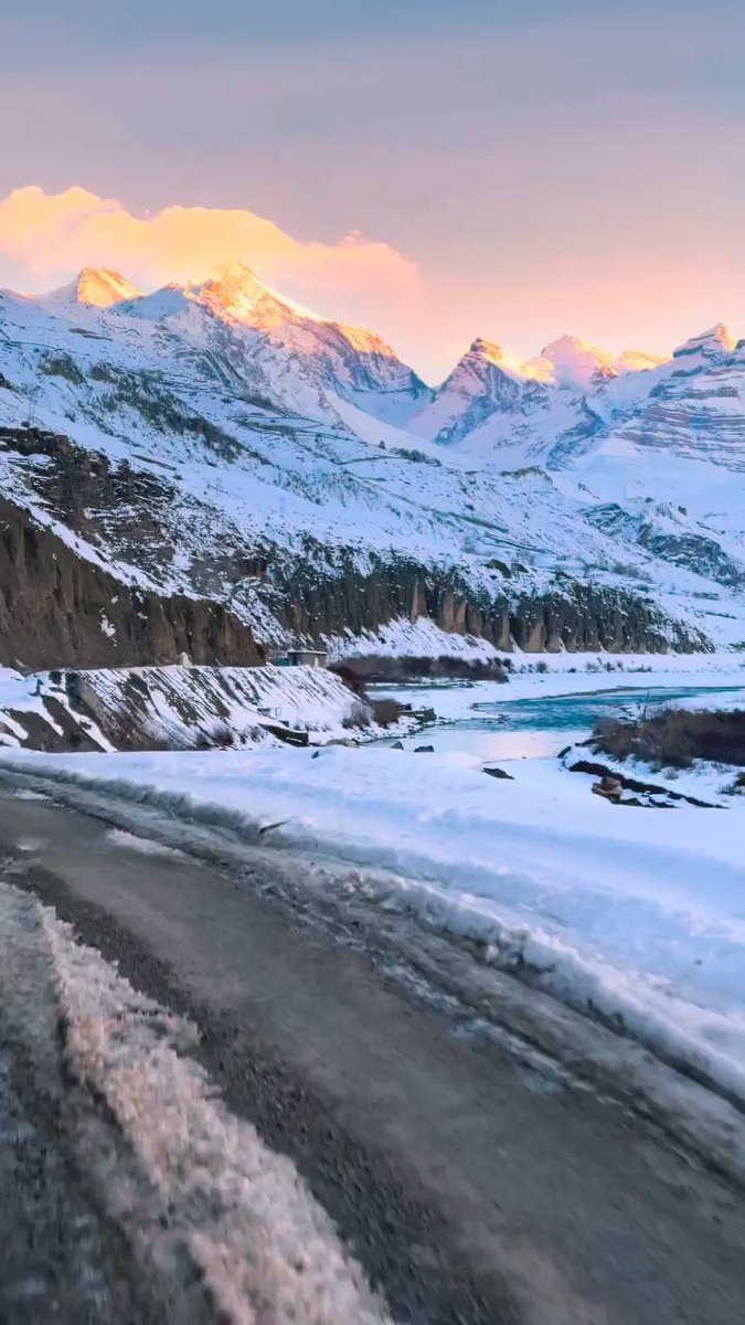 In this life, every journey is a scenery, and every thought can be calm.