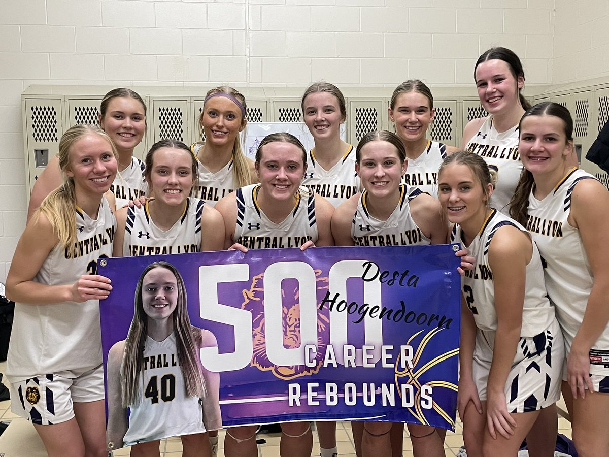 🦁 Congrats to <a href="/DestaHoogendoo1/">Desta Hoogendoorn</a> on surpassing 500 career rebounds tonight!  💪🏻.  Way to go, Desta!!!!  #onward  <a href="/IGHSAU/">IGHSAU</a>