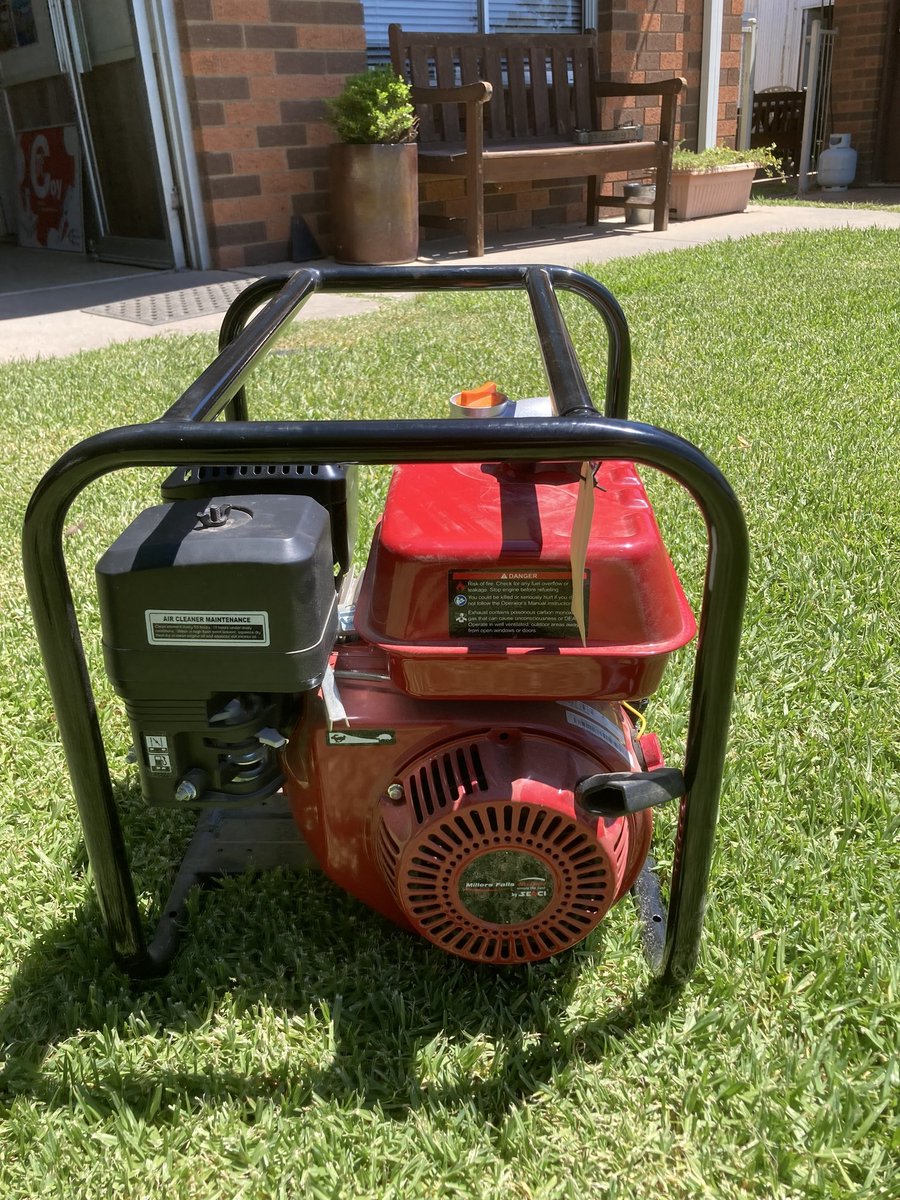 MMMachinery's tweet image. Murray Mallee Machinery have in stock a range of Water transfer pumps and lay flat hose. Drop into 195 Karinie St, Swan Hill or call Mark on 03 50331999 #waterpumps #lotsofrain #puddles