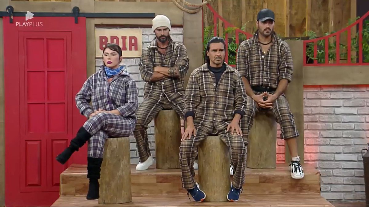 Meu ranço pela Nadja hoje superou todos os limites. Eu sou FORA NADJA desde criancinha! #RoçaAFazenda