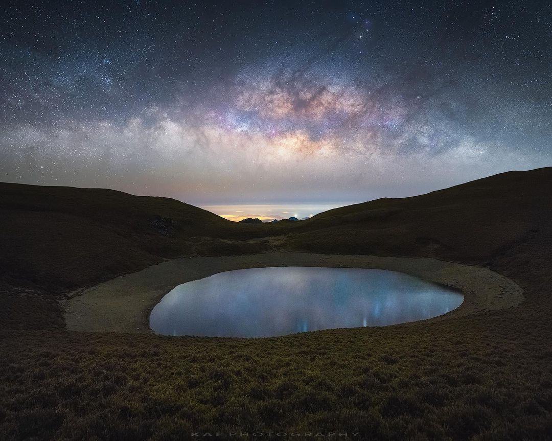 I wish to go through mountains and rivers and still feel that this world is worth it.