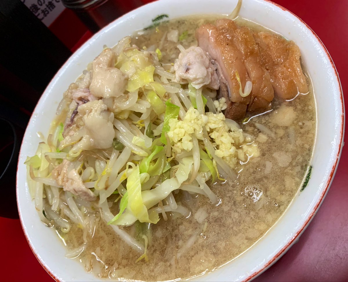 Lambwing1206's tweet photo. 元気です。
相変わらずラーメンが心の支えです。 https://t.co/962YUqu8t3