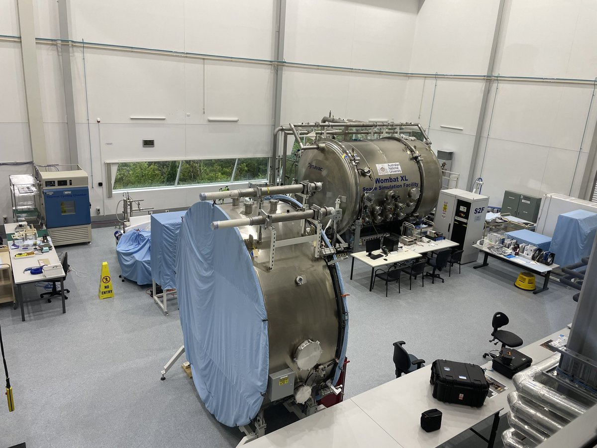 The space simulation facility <a href="/StromloANU/">Mount Stromlo</a> is amazing - it supports experiments on the moon, ensures equipment can withstand space conditions inc temp changes of 300•C &amp; enables building of satellites &amp; thruster systems (inc some essentially powered by mothballs!) 🛰️🌕👩‍🚀#EMBLAPhD