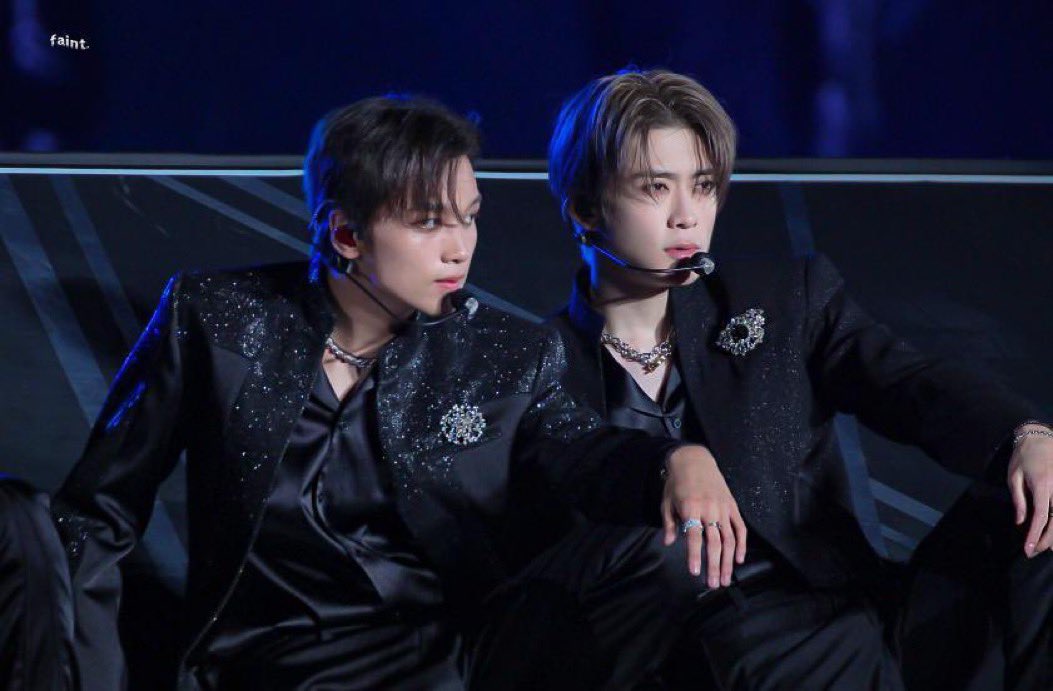 진짜 그룹내 가오잡기양대산맥임 ㅋㅋㅋㅋㅋ