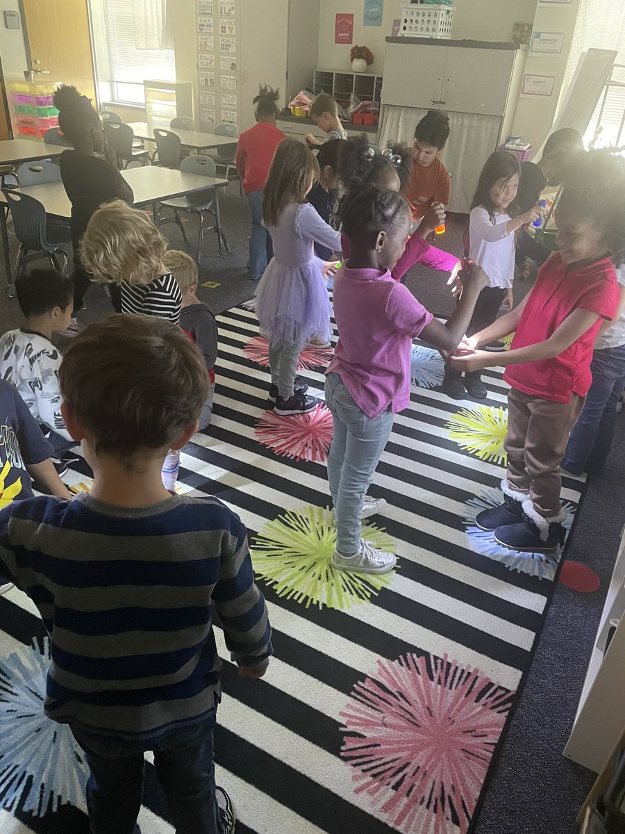 Kindergarten learning about light energy and shadows!!! <a href="/McNeilElem/">McNeil Elementary</a> #Kindergarten