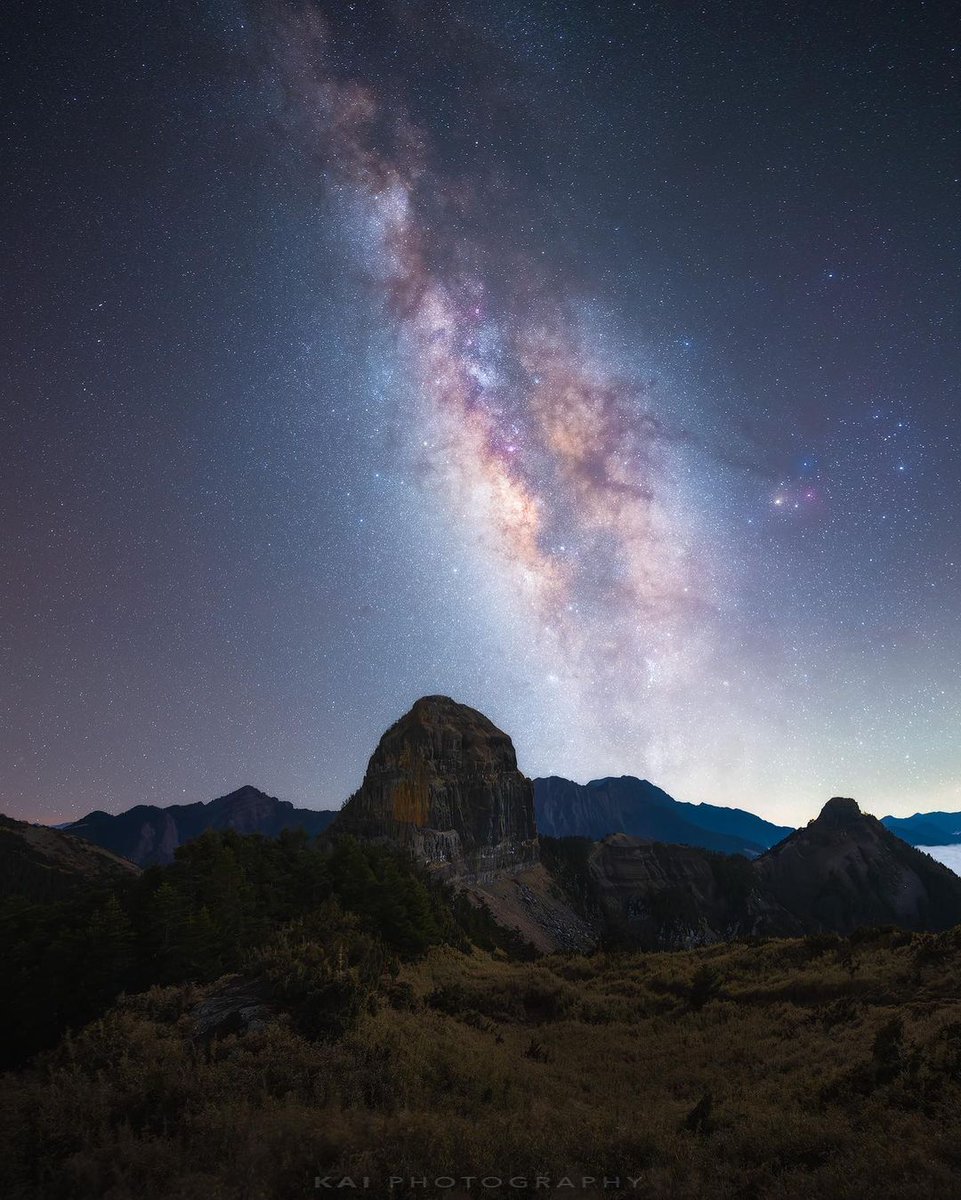 Use your footsteps to measure the world and your eyes to record the scenery