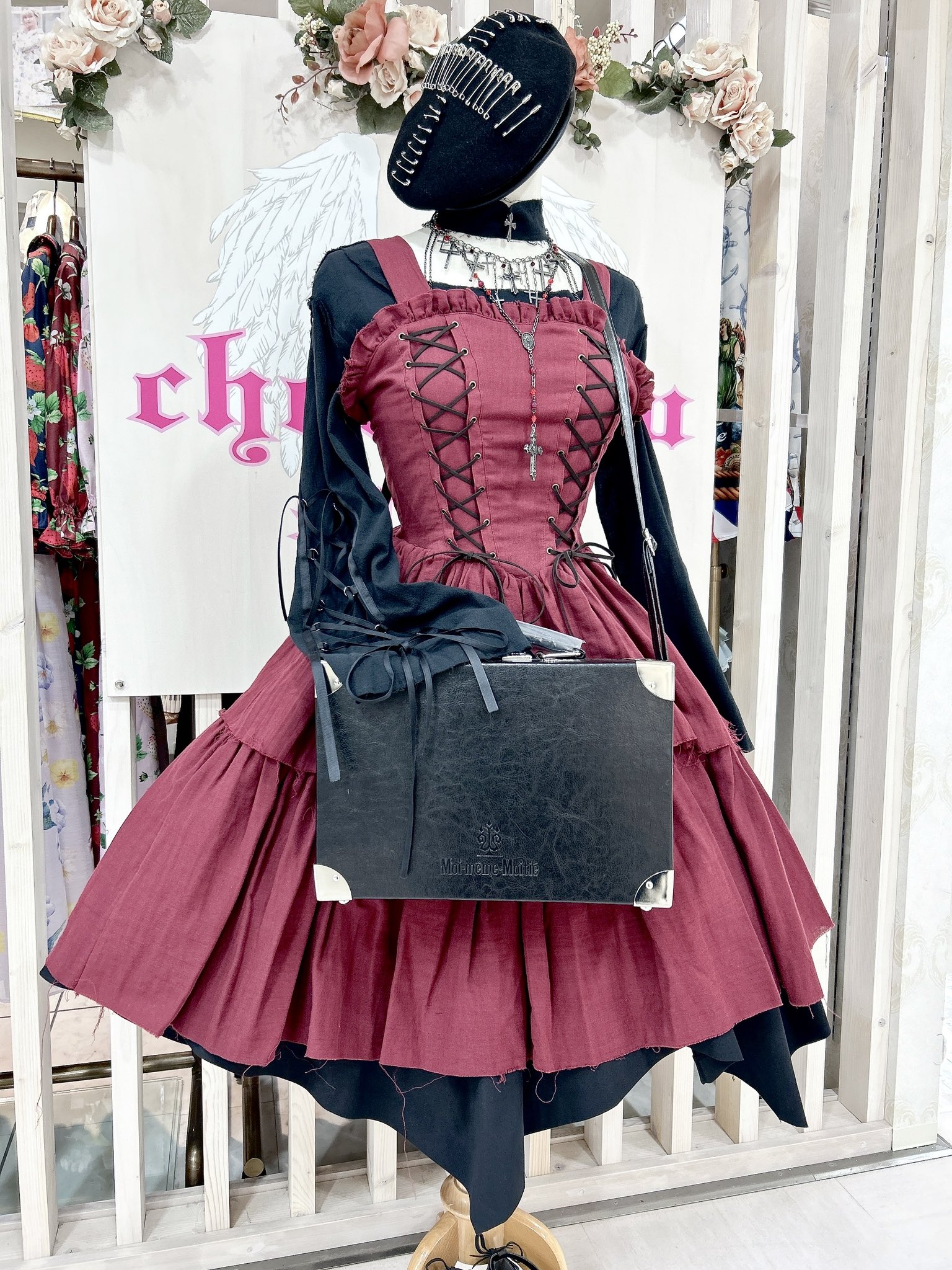 モワティエ♡クロスアーチ十字架チャームカチューシャ USED】クロスアーチ十字架チャームカチューシャ(黒×白×シルバー