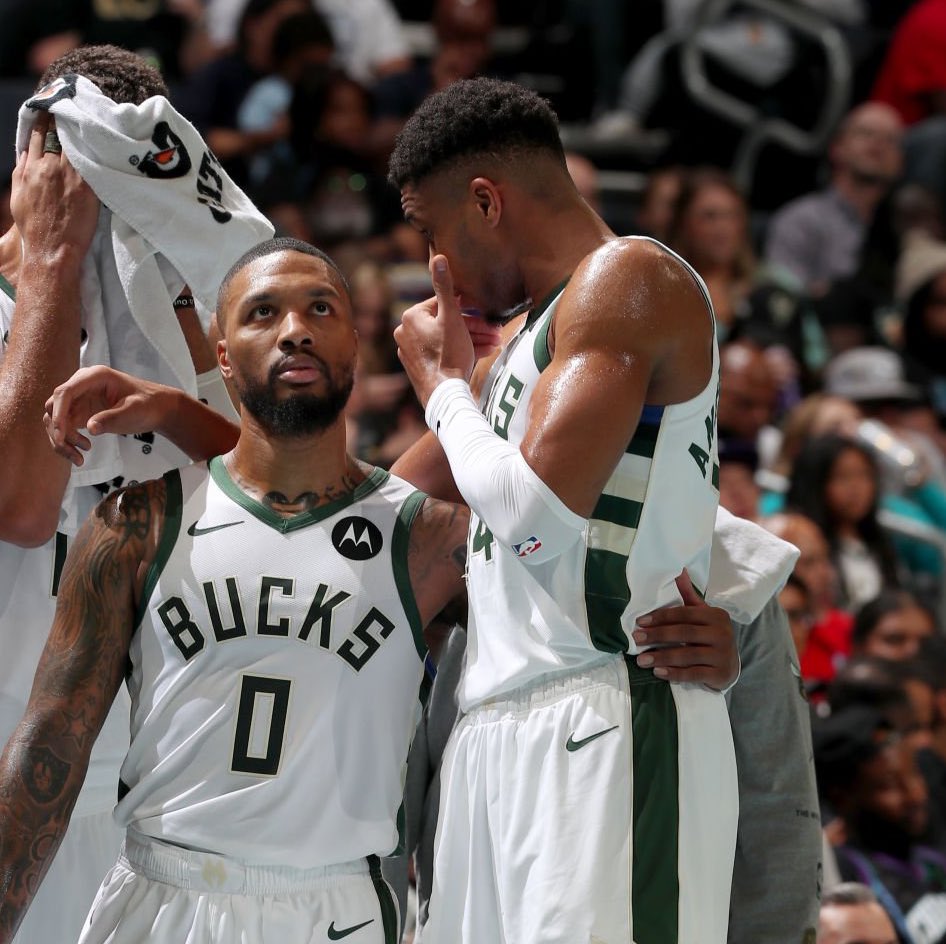 TheDunkCentral's tweet photo. Damian Lillard’s last 8 games: 
29.3 PPG - 8.1 APG - 4.6 RPG
46% FG - 40% 3PT - 92% FT 

Giannis Antetokounmpo’s last 8 games: 
31.4 PPG - 11.9 RPG - 5.6 APG
62% FG 

It’s getting scary in Milwaukee https://t.co/z1q3NKyicR