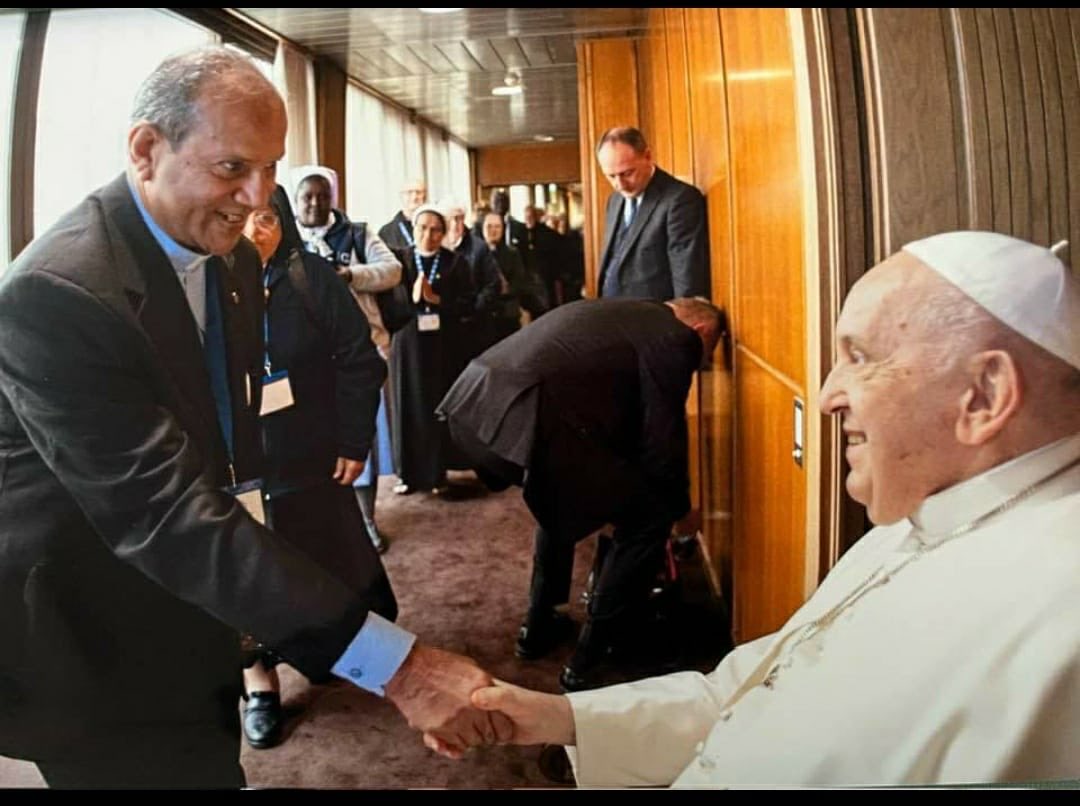 Shakeel Rashed (@shakeelr) on Twitter photo Bro John Kallarackal, principal of my high school from Hyderabad meeting his holiness <a href="/Pontifex/">Pope Leo XIV</a> (supposedly he enquired about me on one of his visits to Pittsburgh…must have done something right or in my case wrong 😀) Bro John Kallarackal, principal of my high school from Hyderabad meeting his holiness <a href="/Pontifex/">Pope Leo XIV</a> (supposedly he enquired about me on one of his visits to Pittsburgh…must have done something right or in my case wrong 😀)