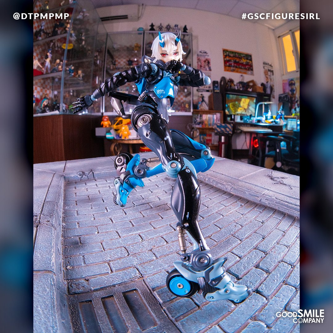 The dynamic photo of MOTORED CYBORG RUNNER SSX_155 "TECHNO AZUR" springs to life, jumping off the screen. Special thanks to <a href="/Lagwater_/">Lag阿水</a> for this thrilling #GSCfiguresIRL capture!

Use hashtag #GSCfiguresIRL for a chance to be featured!

#Goodsmile #SHOJOHATSUDOKI