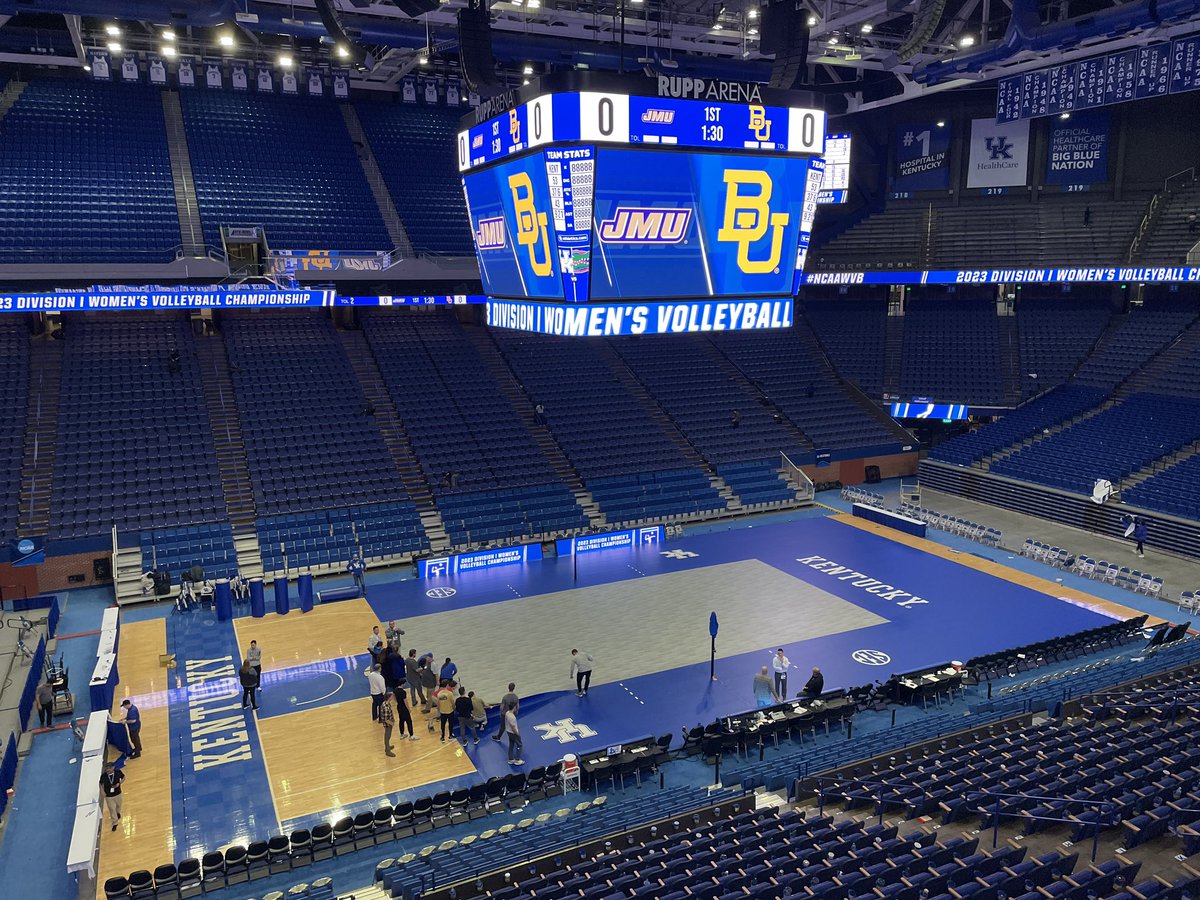 DrewFranklinKSR's tweet image. I should be working but the changing of the court to volleyball is fascinating