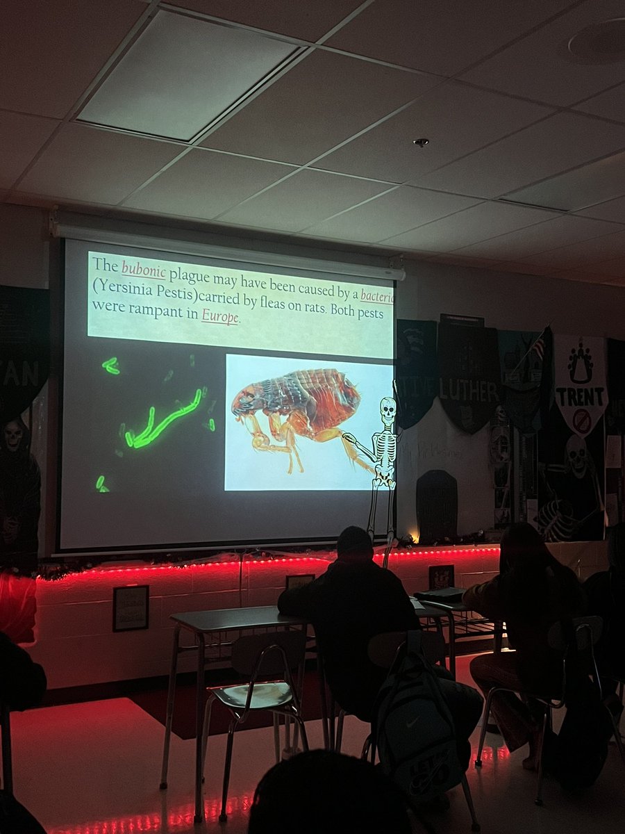 wbmsboro's tweet image. It was so awesome to see our 7th grade Social Studies and Science students deeply engaged in these learning experiences today! #makinglearningfun