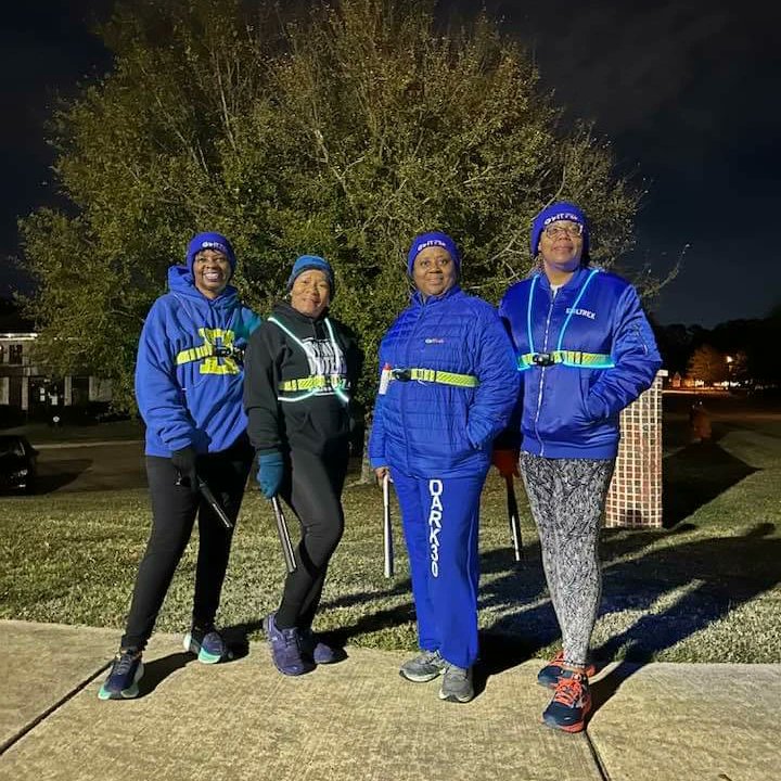 Olliegall's tweet photo. Tuesday Morning Walk👟
"Do What Brings You Joy!
#GirlTREK #4Dark30Crew https://t.co/qOo9jCienT
