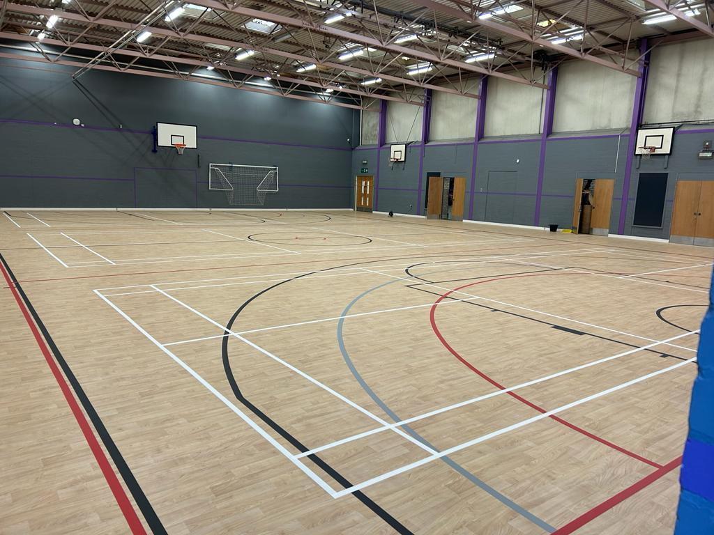 FCCSchoolMod's tweet image. Am drawsnewidiad!  Prosiect Ysgolion llwyddiannus arall yn Canolbwyntio ar y Gymuned gyda buddsoddiad gan Lywodraeth Cymru
What a transformation! Another successful Community Focused Schools Project with investment from WG 
@WG_Education @hawardenhs @AllianceLeisure