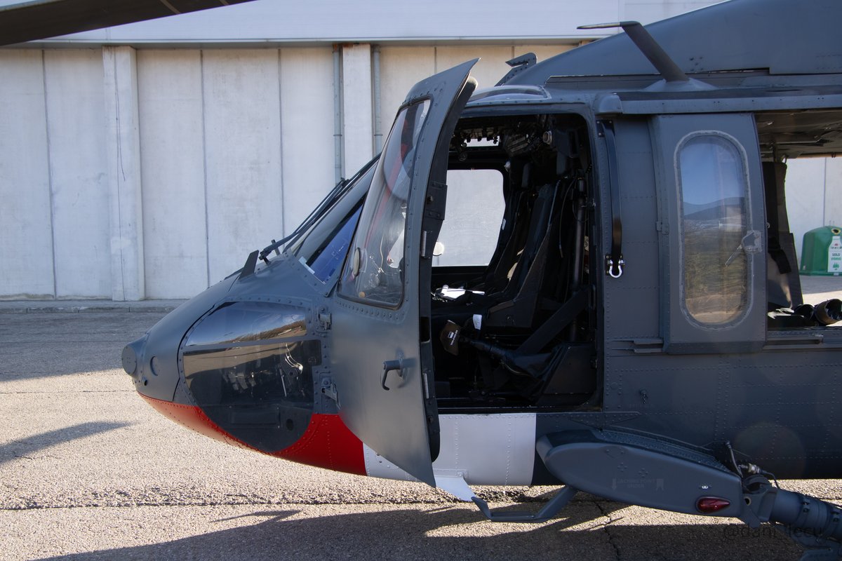 dani_lecu's tweet image. Más detalle del Black Hawk que fue de LECU a @IFEMA  para la feria que está actualmente de @EuropeanRotors  @ATAIRE_ORG