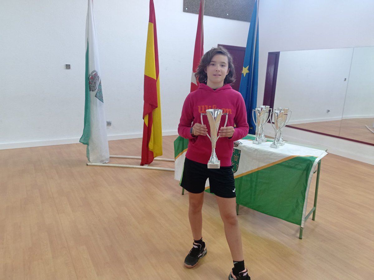 Club Tenis Alborada tweet media