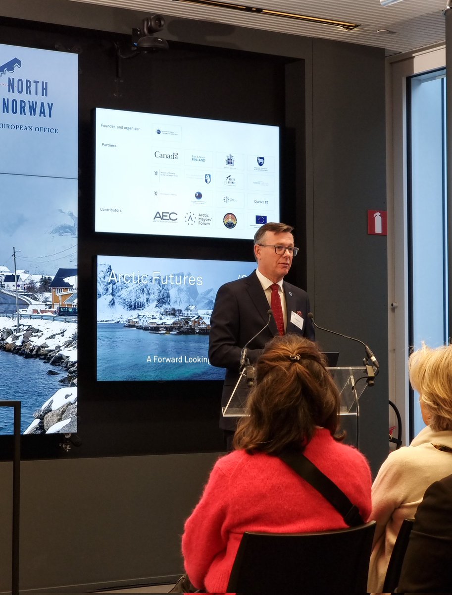 Are we approaching a tipping point of no return in the Arctic? Rector of <a href="/UiTNorgesarktis/">UiT Norges arktiske universitet</a>, <a href="/UiT_DagRune/">Dag Rune Olsen</a> asking a tough question on climate change in the #Arctic in his keynote speech, opening day two of #ArcticFutures in Brussels.