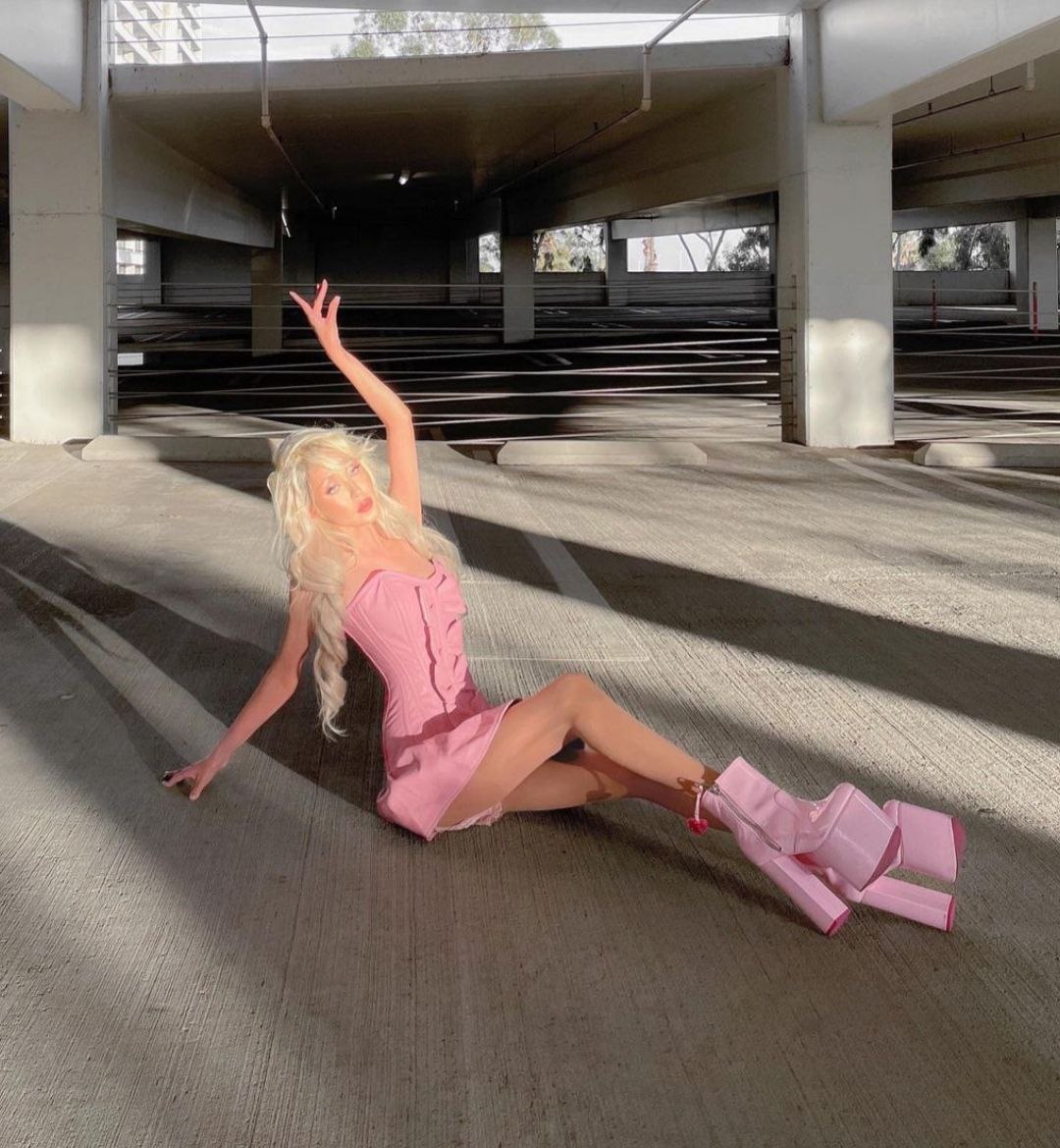 corsettery's tweet photo. How cute!!! Pink leather #Barbie dress #corset https://t.co/MWyR7120q5 https://t.co/6PNGGWWR0D