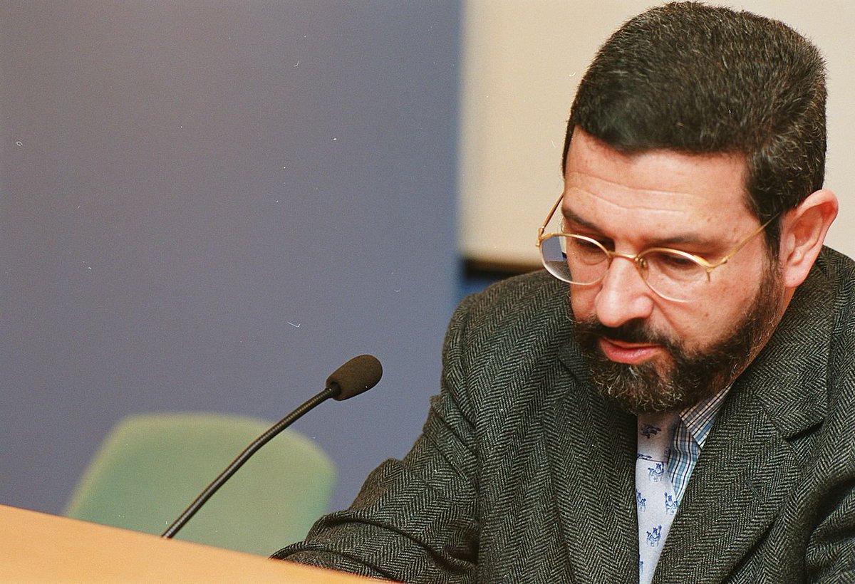 2023: mor Joan B. Culla, historiador català i mestre d'historiadors.
Sit tibi terra levis
#TalDiaComAvui