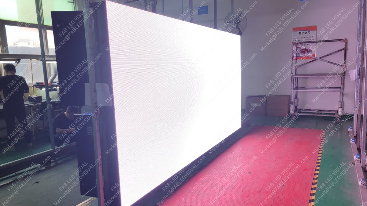 LedFab tweet picture