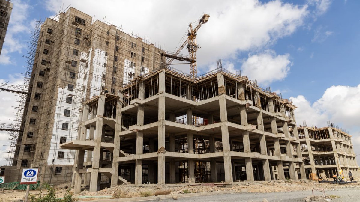 Benson_Mwiti_25's tweet image. Imagine with all these structures how our economy is improving because of this Boma Yangu program #LordsOfpoverty
