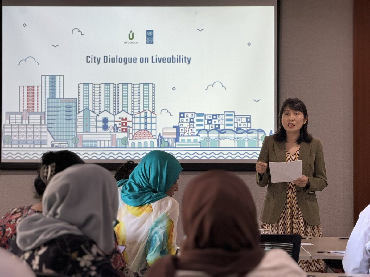 UNDPMaldives's tweet photo. "With rapid urbanization, Maldives finds itself in an exciting confluence between the islands vs city concept. It’s important that we work in this space, to share learnings across the system, and continue our work 🤝 towards sustainable | resilient 🏝️🏙️ in 🇲🇻" @PekChuanGan https://t.co/tSPOhSgPJj
