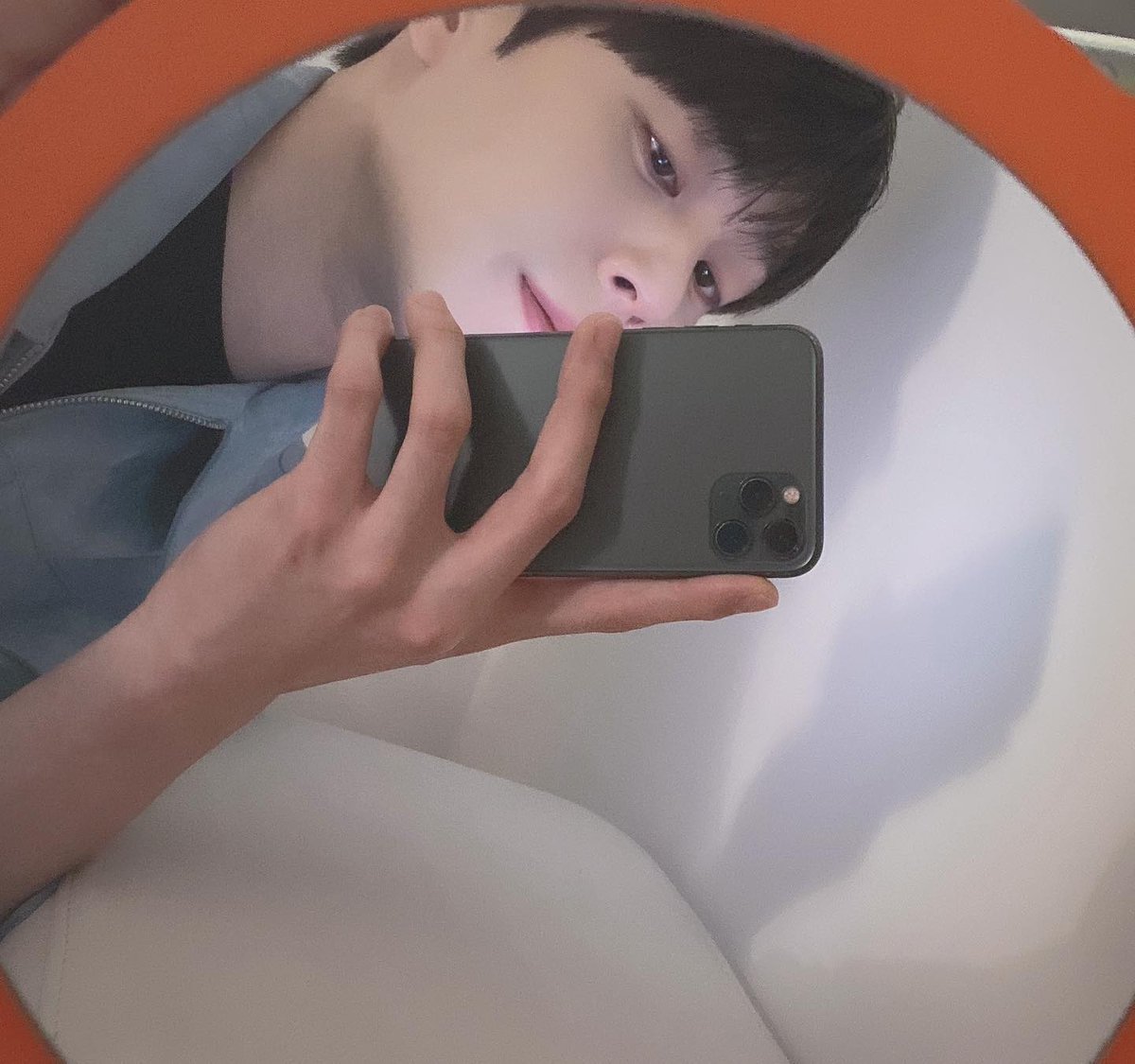 d_knk_w's tweet photo. 동구 귀여워🧡🧡🧡

#크나큰 #크나큰짱짱 #KNK #クナクン  #이동원 #동원짱짱 #LEEDONGWON https://t.co/ZiYyl9TFYE