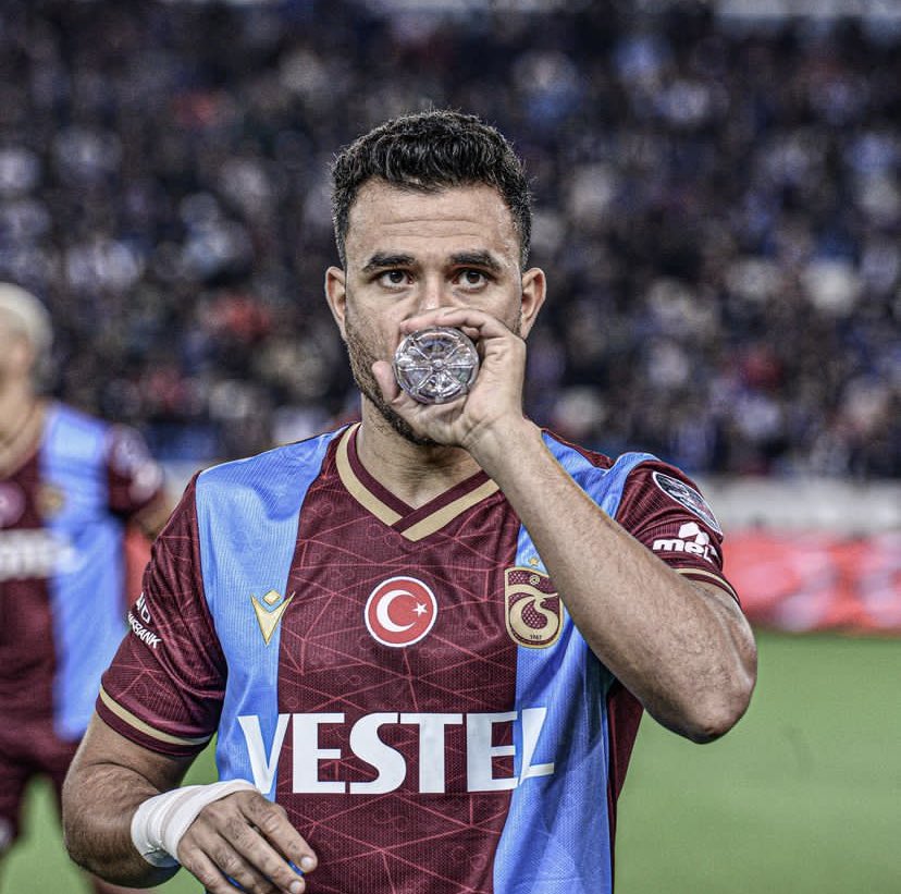 atavratjoa's tweet photo. Nwakaeme’nin 131 dakikada bir skor ürettiği yerde bu adamda 132 dakikada bir tabela etkisi yapıyormuş https://t.co/GAROSlffRn
