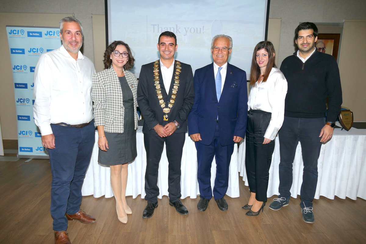 limassolchamber's tweet photo. Πραγματοποιήθηκε με μεγάλη επιτυχία η Ετήσια Γενική Συνέλευση Επιμελητηρίου Νέων Κύπρου και Λεμεσού. 
Στην εκδήλωση τιμήθηκε ο Διευθυντής του ΕΒΕ Λεμεσού κ. Χρήστος Αναστασιάδης για την πολύχρονη στήριξη και προσφορά του στο Επιμελητήριο Νέων Λεμεσού.
@CCCI_Cyprus @JCILemesos https://t.co/AnlzKkcD4o