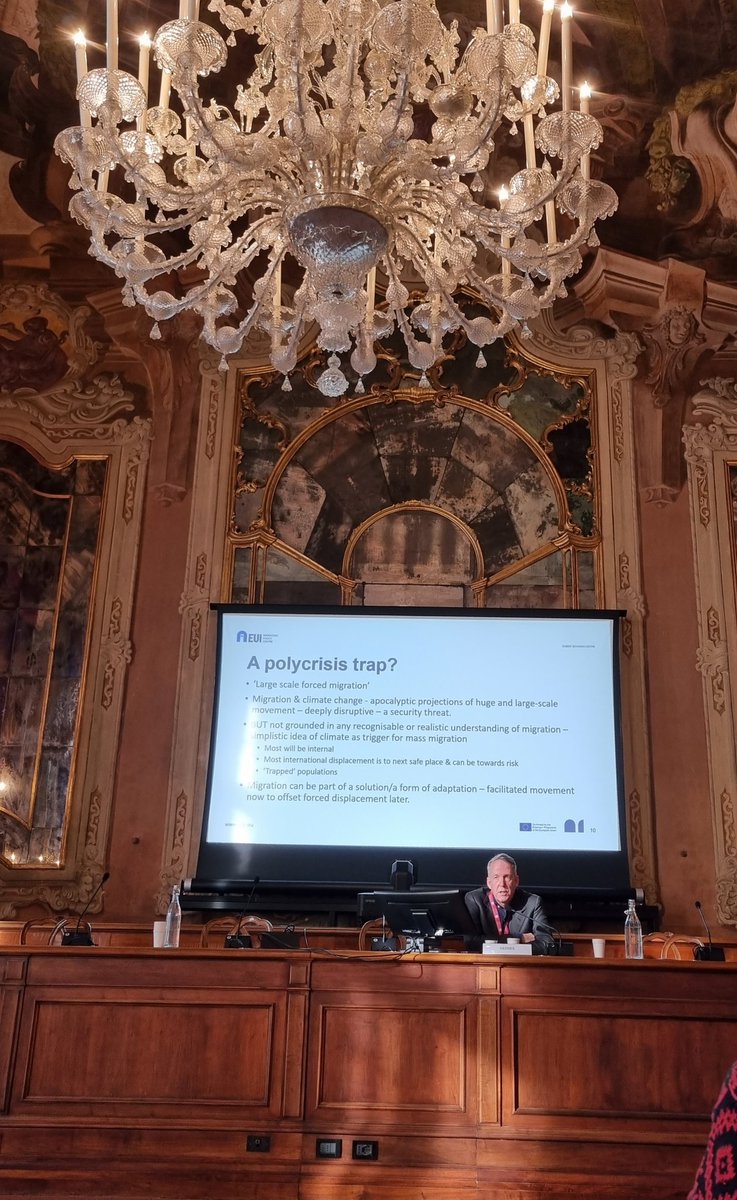 What is a polycrisis trap? <a href="/AndrewPGeddes/">ᴀɴᴅʀᴇᴡ ɢᴇᴅᴅᴇꜱ</a> reflects on the many risks of crisis thinking in #migration policy-making and scholarship at <a href="/Interpim_venice/">InterPIM Conference</a> conference
