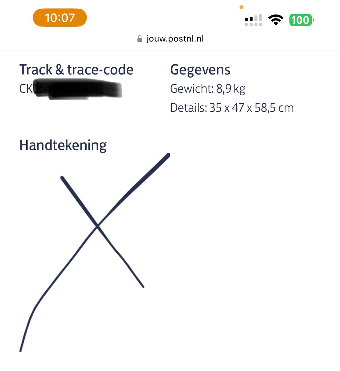 ursulaljd's tweet photo. @AskPayPal how is this proof that the package was delivered to me?
What if @PostNL driver decided to keep my package and signed it? What if they delivered it with another resident who signed it? How is this MY signature? 😳 https://t.co/K4T6D8xDIL