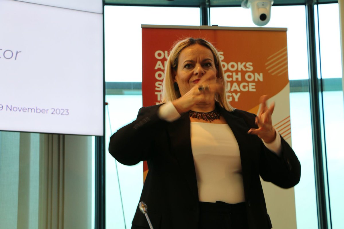 EUD_Brussels's tweet image. EUD President, @sofiaisari, our dedicated President, delivers a powerful keynote at the EASIER/SignON Conference, emphasising the importance of advancing Sign Language Technology in Europe. #EASIERSignON