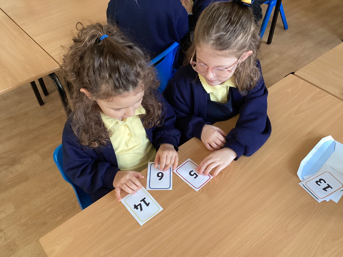 Miss Jones tweet media