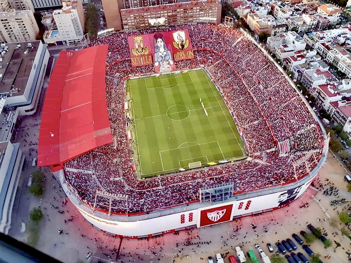 Juntos somos más fuertes. Esta tarde, todos a Nervión. Vamos mi Sevilla @SevillaFC @ChampionsLeague