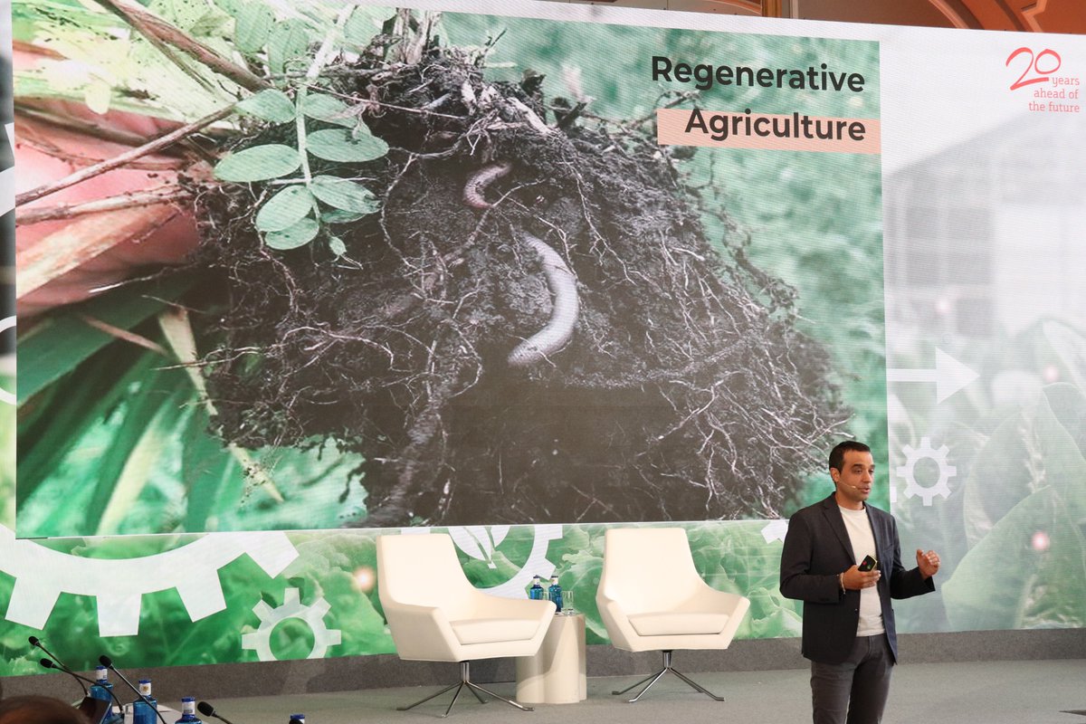 FundacionBKT's tweet image. How can soil health help feed the world sustainably? 

@adrianpesc, co-founder and CEO of Biome Makers, explains on #TechToTable.