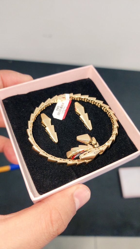 Menga yoqdi, asosiysi endi unga yoqsa bo'ldi )