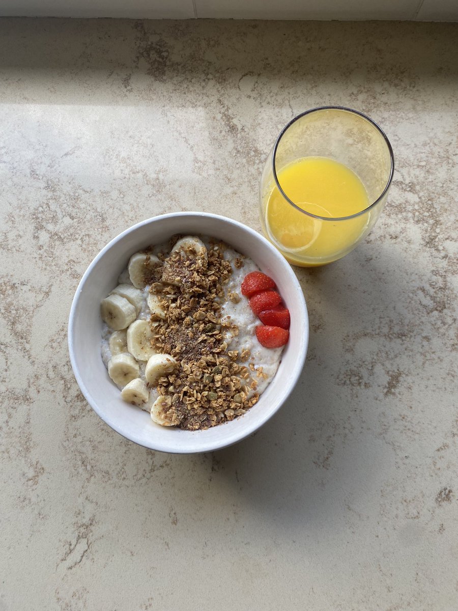 CSnutrition_'s tweet photo. Here are some photos of foods and drinks I like. 
@CWTfoodphotos https://t.co/nw7n69peVa