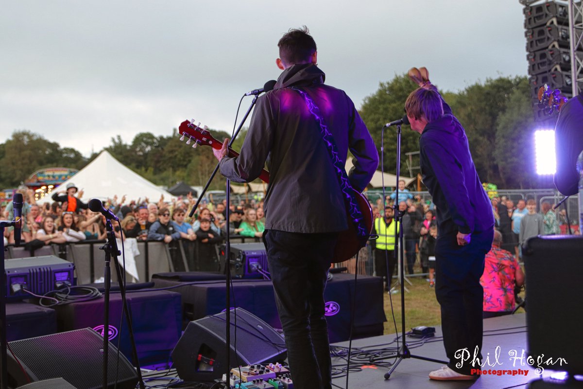 The Oasis Experience at Made in Manchester Romiley 2023 #Philhoganphotography #Theoasisexperience #Oasis #Madeinmanchester #MIM #Romiley