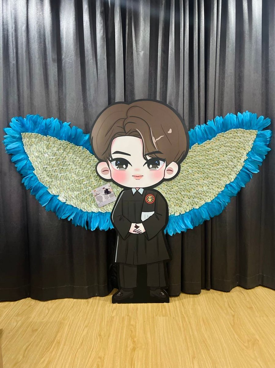 daydreamfanpjs's tweet photo. To : @mytonsrn

From : @YoonTon_mmfc

Today, Myanmar FC sent the money Wing, Money crown, money sash &amp; Money Alphabet stands for Ton as Graduation Congratulations Gift...

Thanks for always choosing us sista🫶

And Congratulations cutest one @mytonsrn

#PunditTonSaran
#tonsrn https://t.co/GH9sU25UIB