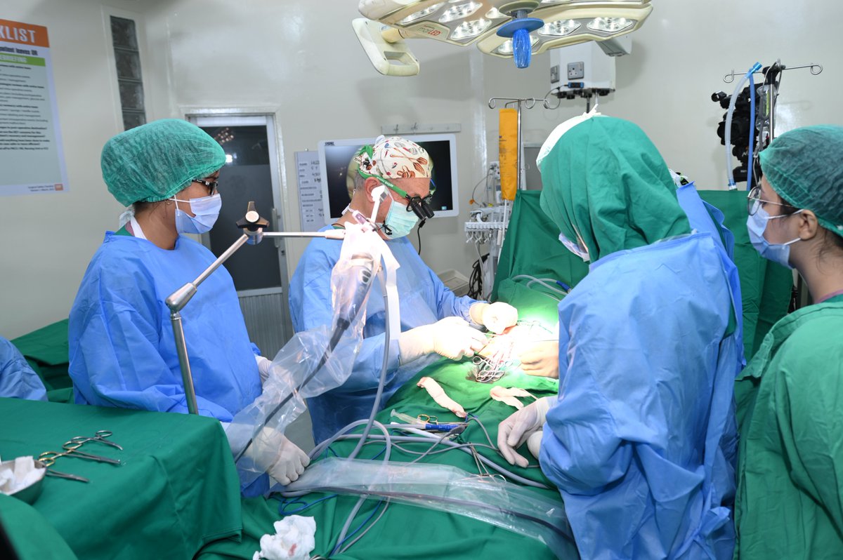 siutpakistan's tweet photo. From Kelly procedure to Laparoscopic Continent Catheterisable Channels, and more! Our ORs are buzzing with innovation and expertise at #APAPU2023. Witness the diverse spectrum of groundbreaking procedures shaping the future of urology care.

#UrologyAdvancements #SIUT #APAPU https://t.co/SAA8SNmGBA