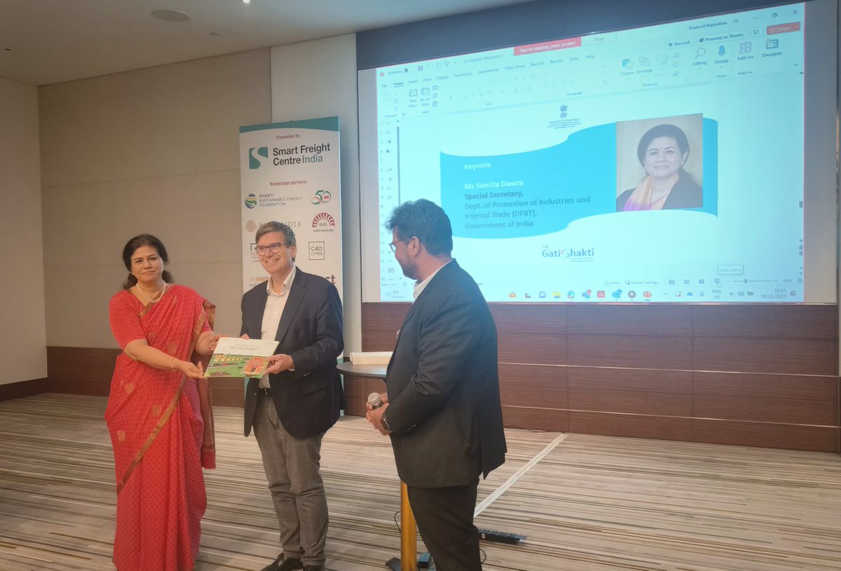 Logistics_MoCI's tweet photo. Today, Spl. Secy.
(Logistics) @SumitaDawra while delivering a keynote at the 2nd Smart Freight Centre roundtable, Jio World Centre #Mumbai, highlighted the Freight decarbonization initiatives being undertaken by the GoI. #freightdecarbonisation #cleanenergy #greenlogistics https://t.co/mJffJRhK82