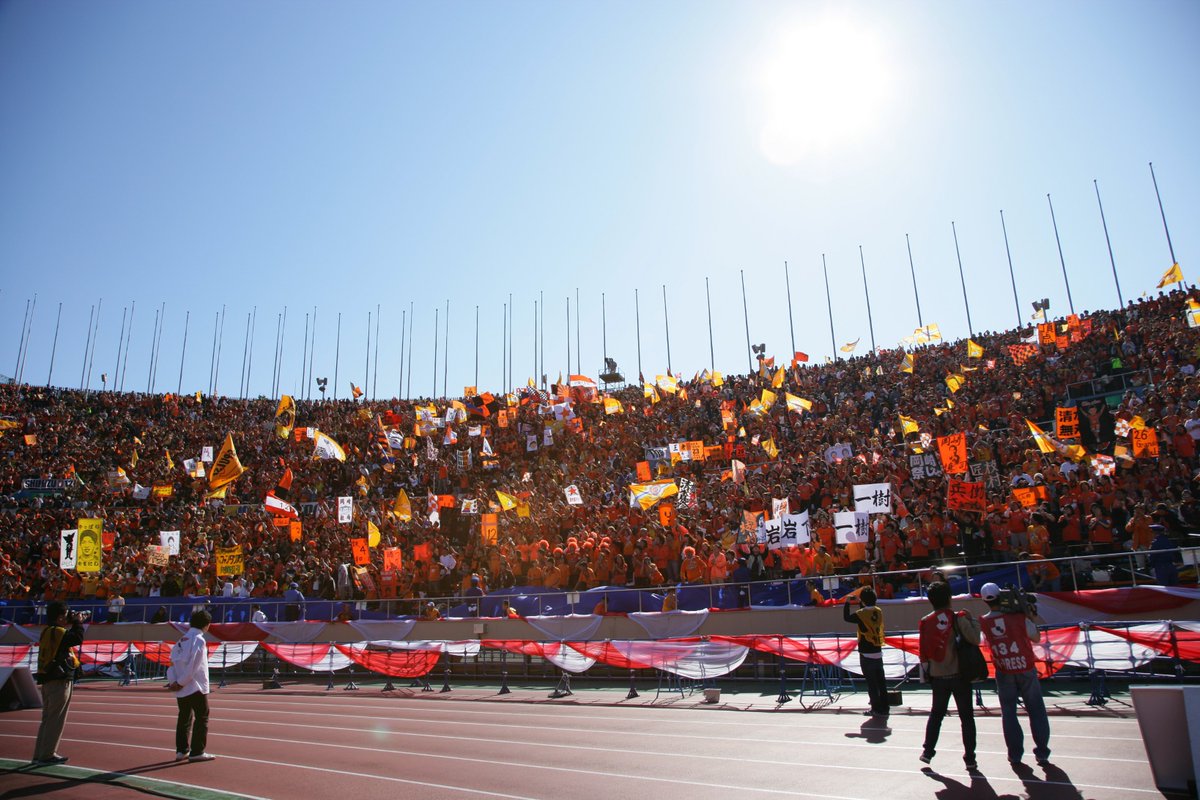 spulse_official's tweet photo. 【#1202vs東京V】
//
"1 Person 1 Flag"
\\

12/2(土)ＰＯ決勝 東京ヴェルディ戦
当日はぜひフラッグお持ちください🚩
🍊🏟国立をオレンジで染めて
チームへの後押しをお願いします💪💪

🍊#国立をオレンジで染める
#spulse #STRONGWILL 
#戻るべき場所へともに #もう一度ともに https://t.co/wRgi3FEiF1