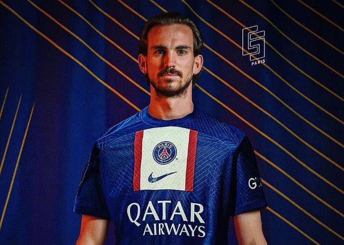 720R2b's tweet photo. Même si il fait des bon match jvais jamais l’aimer https://t.co/1AFTcubKzR