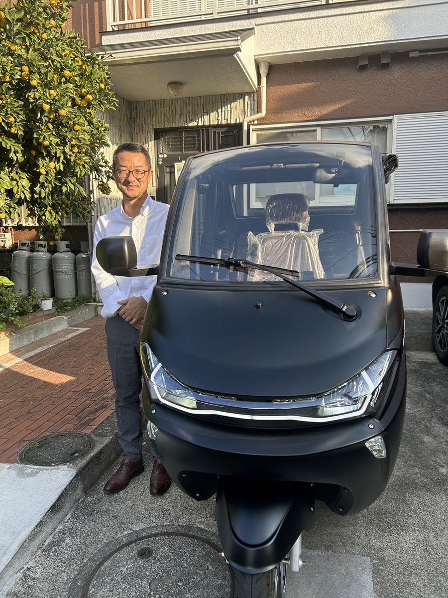 ev_land's tweet photo. //EV-LAND//
ZINMAをご購入いただいたC様✨
納車をさせていただきました!!
事業でのご使用となるとのことなので、これからZINMAをご活用ください!!
#evland #ZINMA #ev #電気自動車 #電動バイク #トライク #トゥクトゥク #家族 #送迎 #ファミリー #東京 #神奈川 https://t.co/4CjHxsuDay