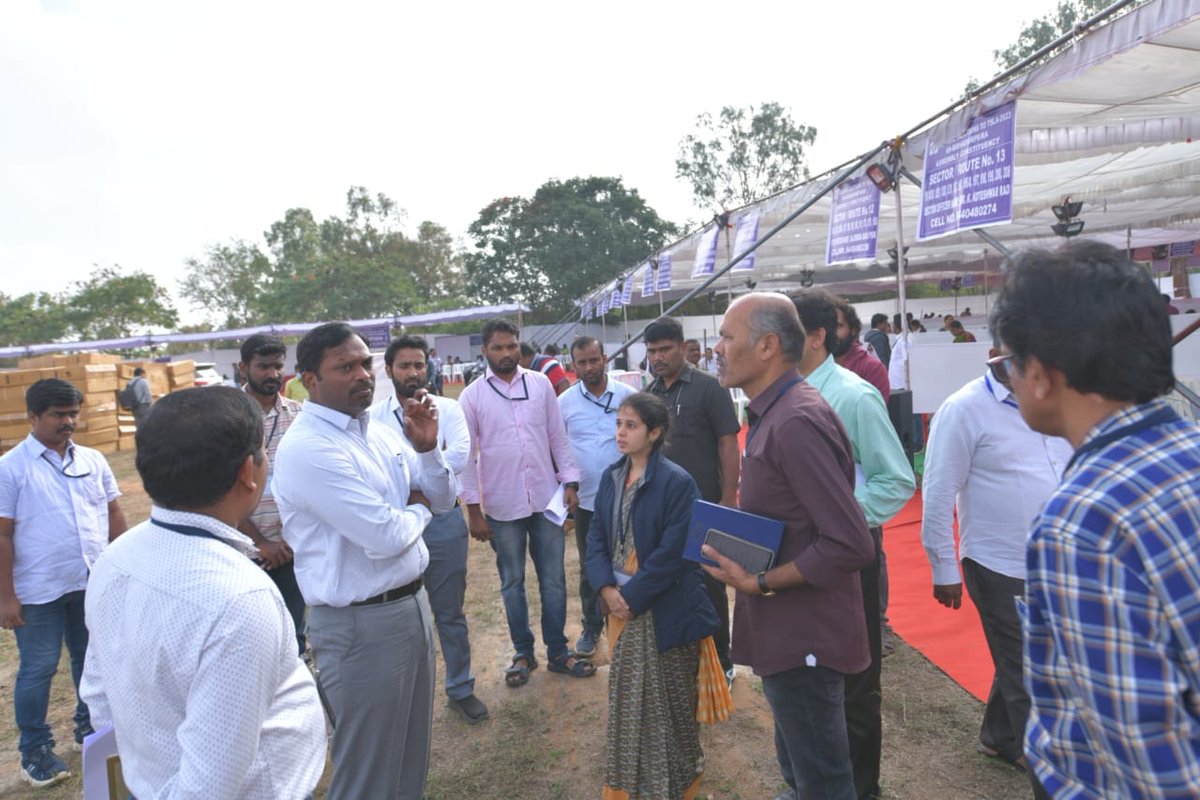DEO_HYD's tweet photo. 🗳️ Election readiness at its peak! !!

#DemocracyInAction

DEO Hyderabad and @CommissionrGHMC , D. Ronal Rose, personally visiting DRC centers, to ensure fair, smooth and flawless elections, Our Commitment guarantees a seamless and perfect election process. #TSGeneralElections2023 

Poll Day: 30-Nov- 2023

@CEO_Telangana @ECISVEEP @GHMCOnline